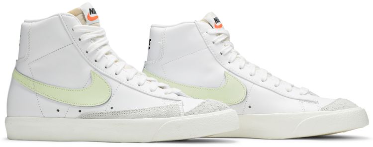 Nike Wmns Blazer Mid 77 Barely Volt