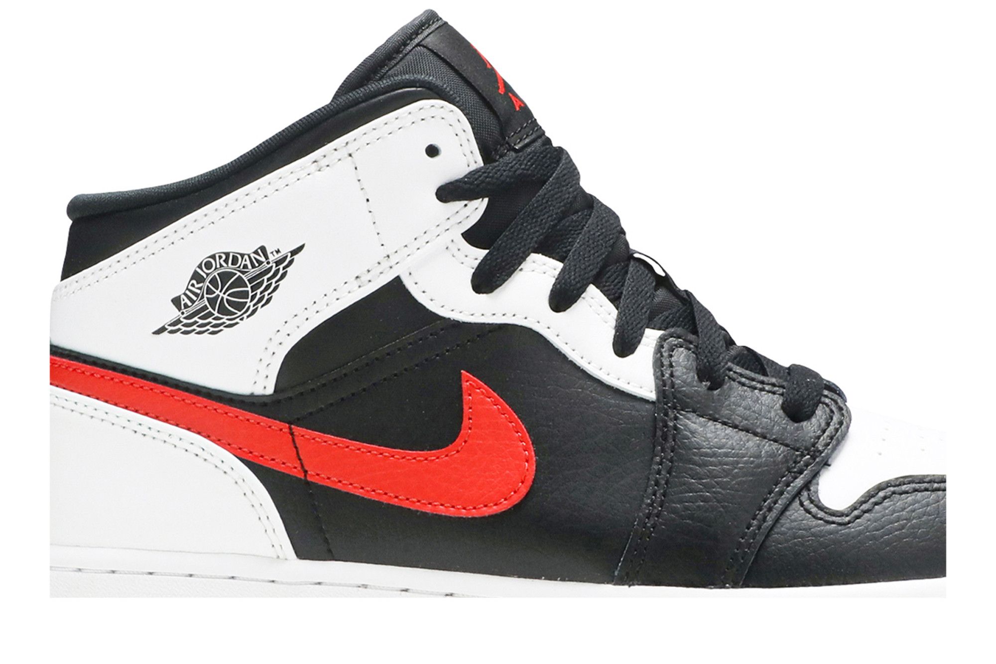 NIKE AIR JORDAN 1 MID 