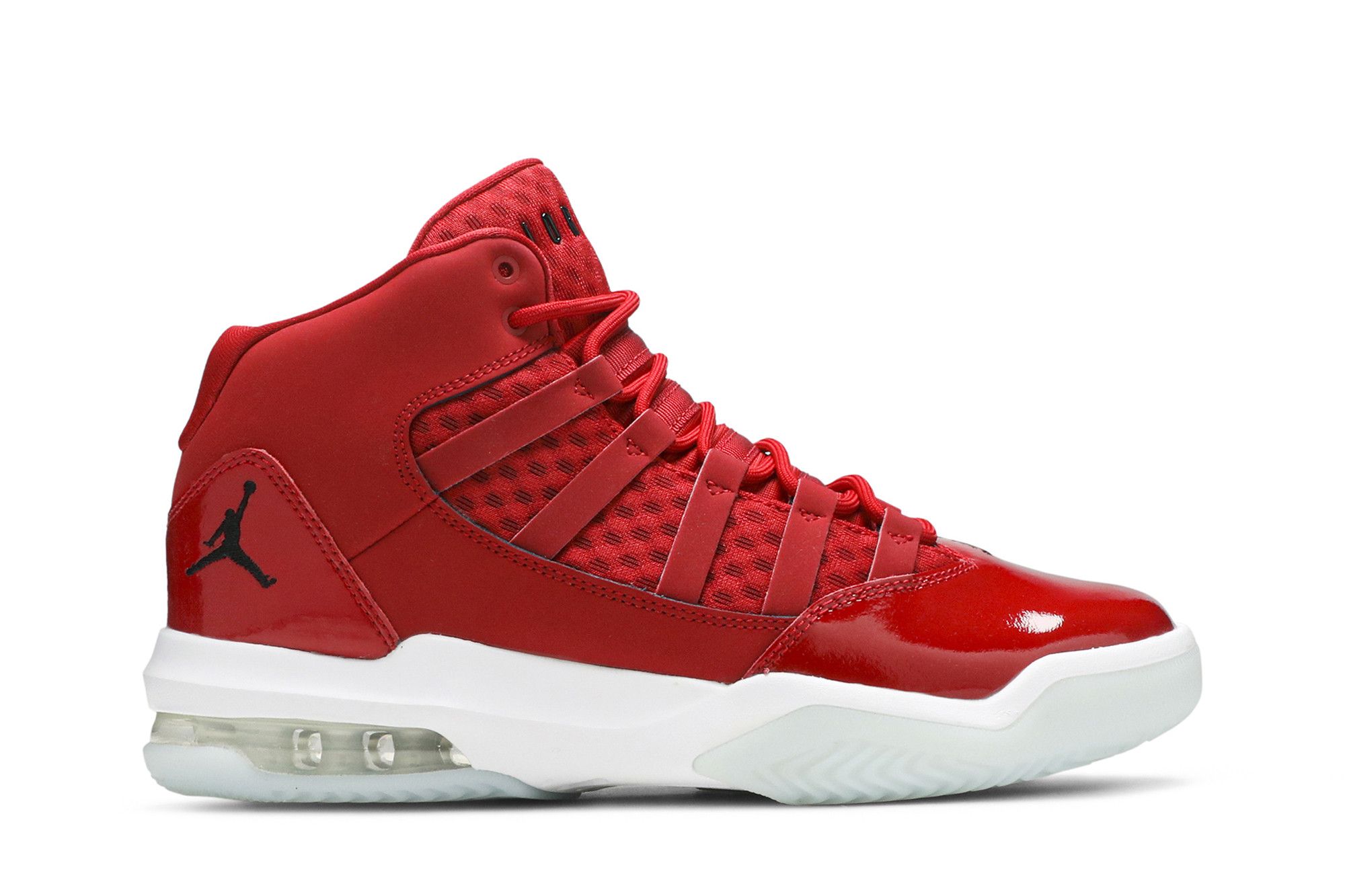 Red jordan max aura sales