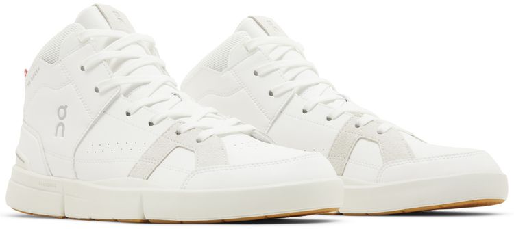 ON The Roger Clubhouse Mid White Sand