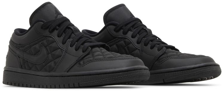 Wmns Air Jordan 1 Low Triple Black Quilted