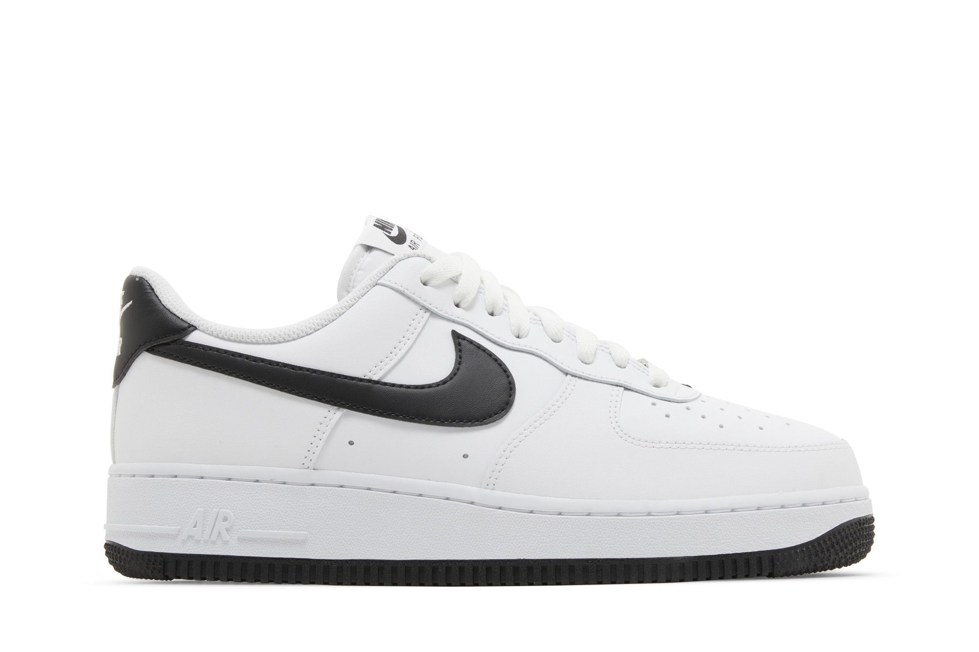 Size 10.0 Air Force 1 07 White Black Outsole
