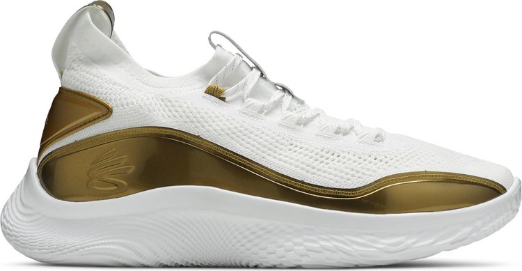 Curry Flow 8 'Gold Blooded'