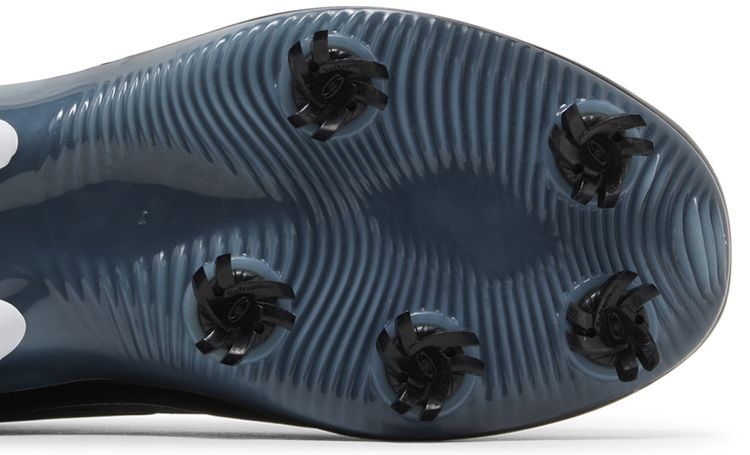 Nike Air Zoom Victory Tour 2 Wide Black Metallic Pewter