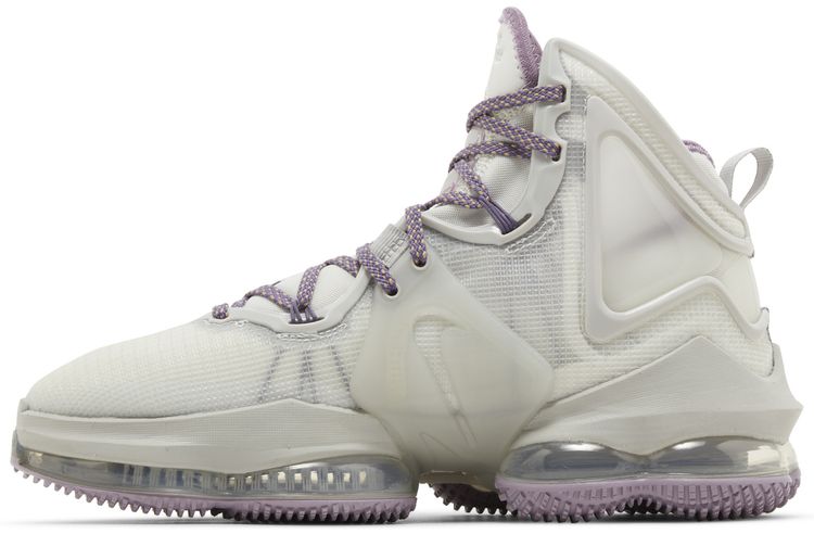 Nike LeBron 19 EP Strive For Greatness