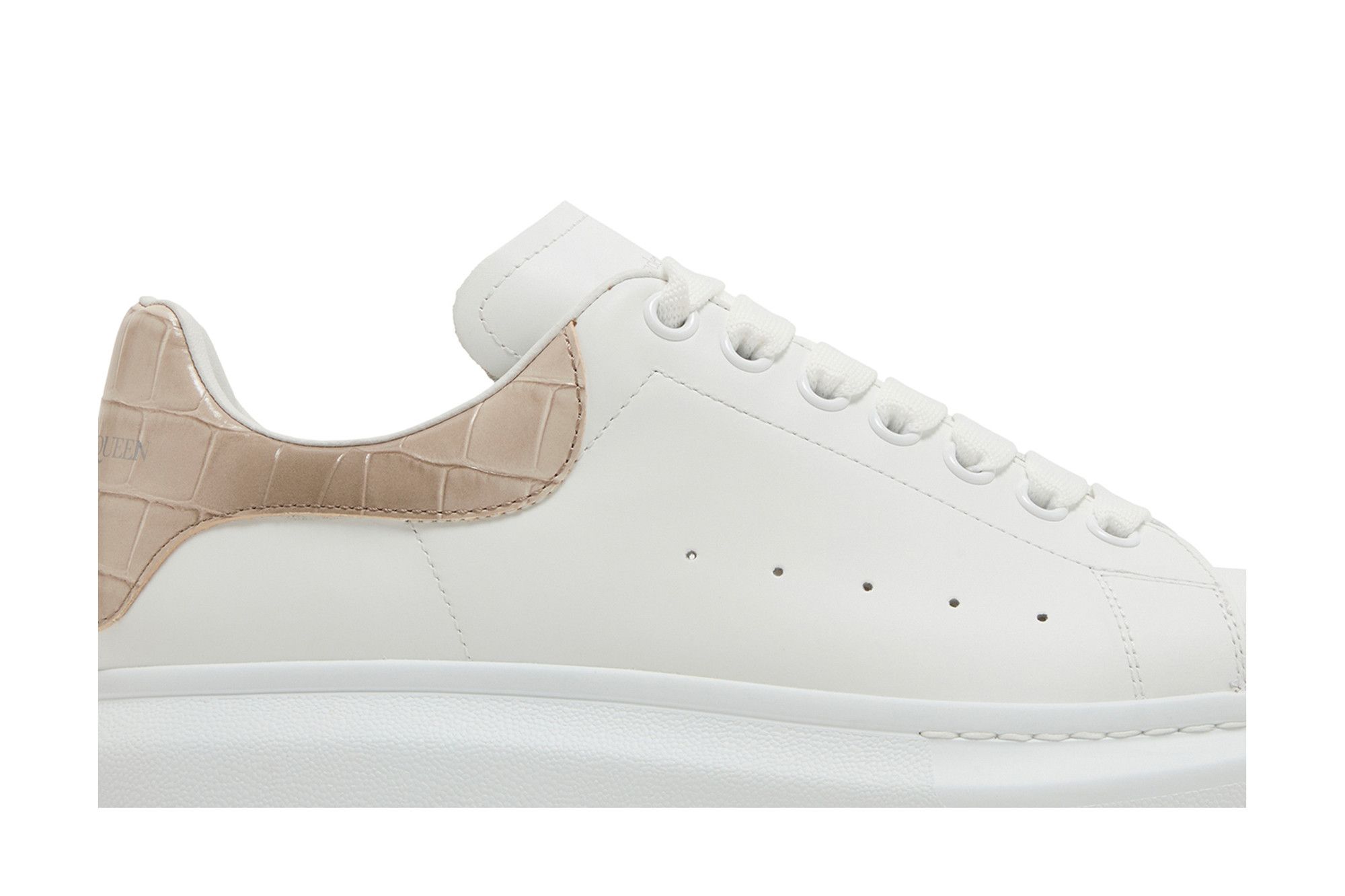 スニーカー Alexander Mcqueen Oversized Sneaker 'Larry' In Beige McQueen Men's Larry Leather Oversized Sneakers | Neiman Marcus