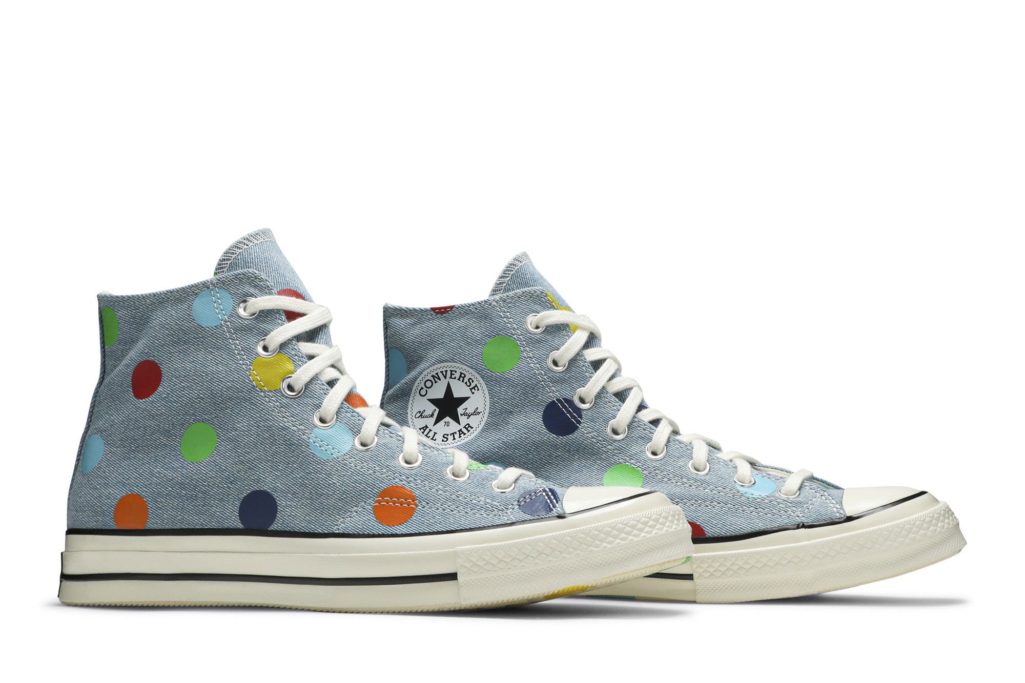 Polka dot chuck taylors hotsell