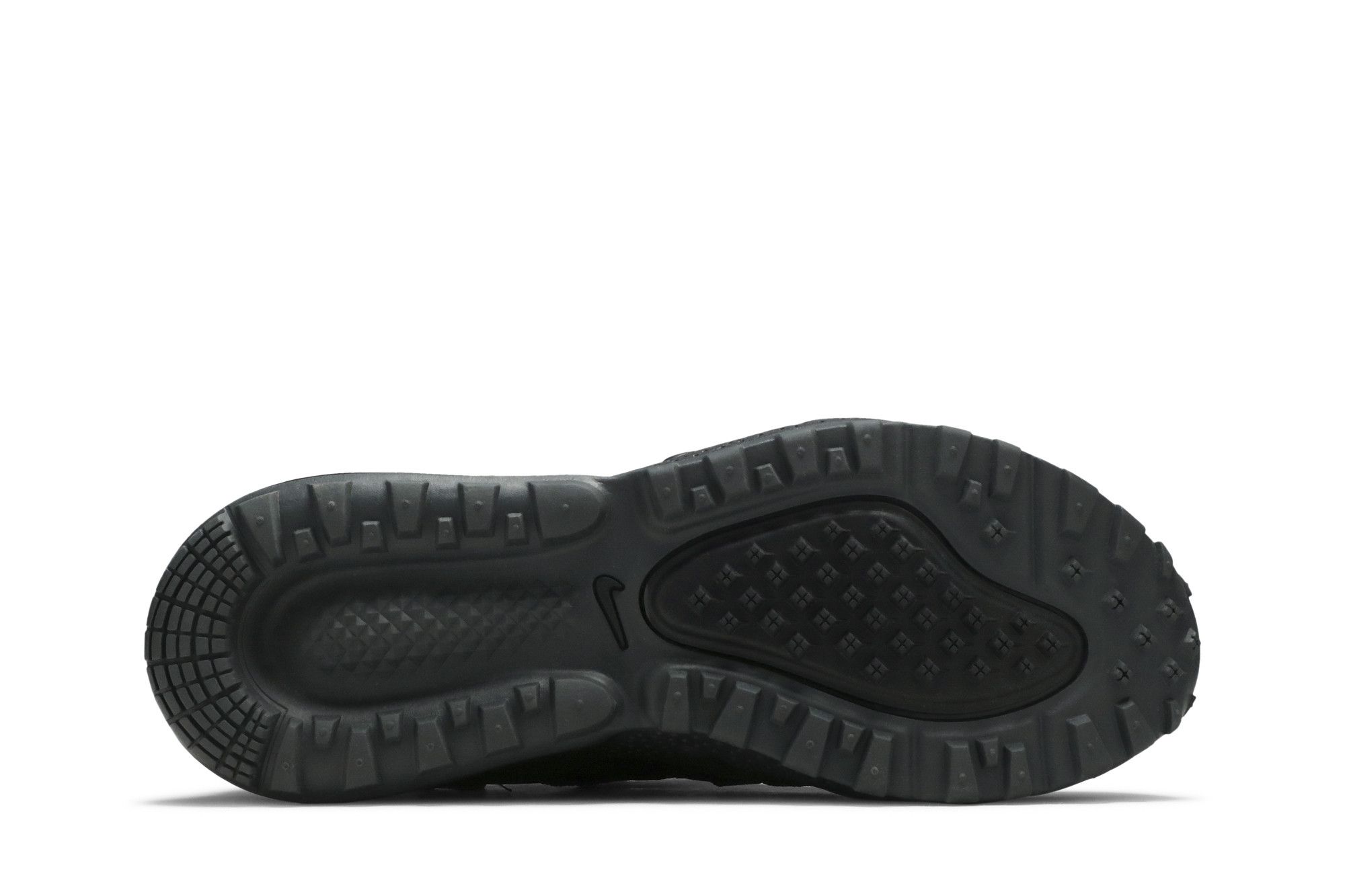 Nike bowfin triple black on sale