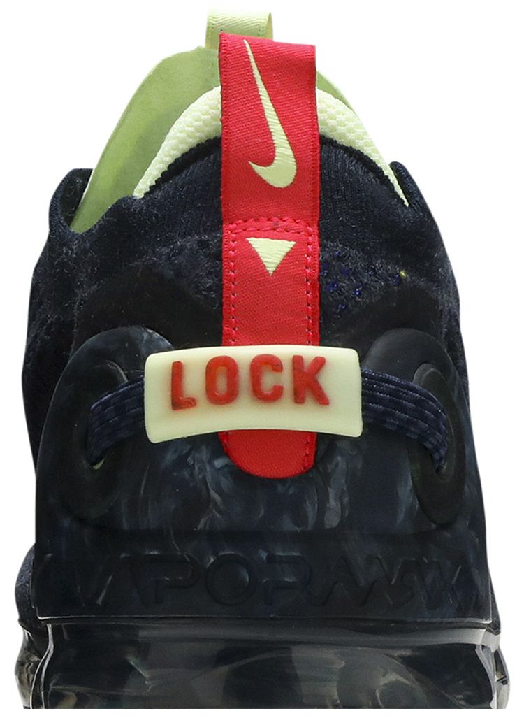 Nike Air VaporMax 2020 Flyknit Obsidian Siren Red