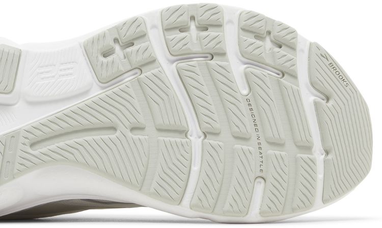 Wmns Adrenaline GTS 23 White Oyster