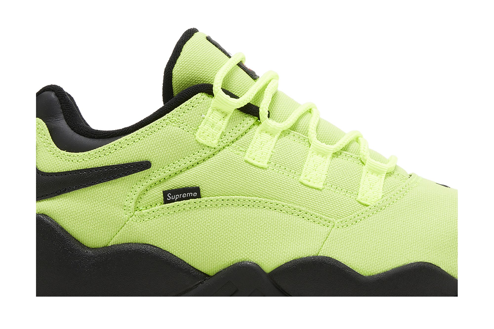 NIKE SB x Supreme ☆ Air Darwin Low ‘Volt’ Nike x Supreme SB Darwin Low 
