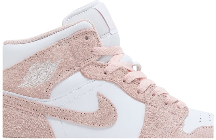 Air Jordan 1 Mid SE Legend Pink