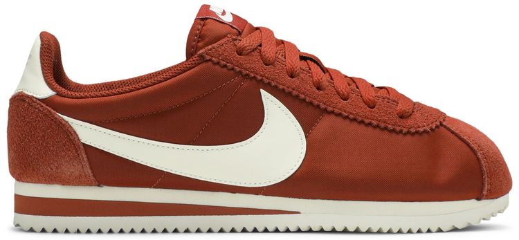 Nike Wmns Classic Cortez Nylon Firewood Orange