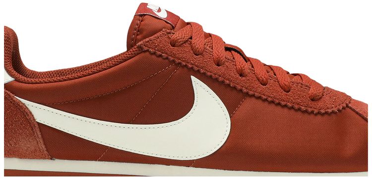Nike Wmns Classic Cortez Nylon Firewood Orange