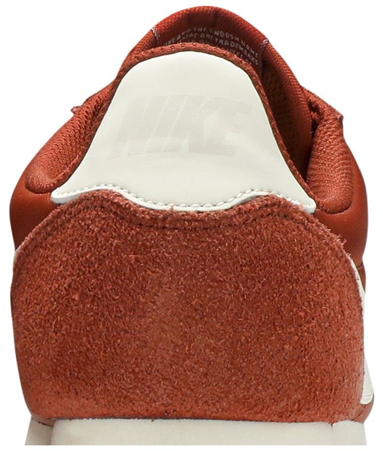Nike Wmns Classic Cortez Nylon Firewood Orange