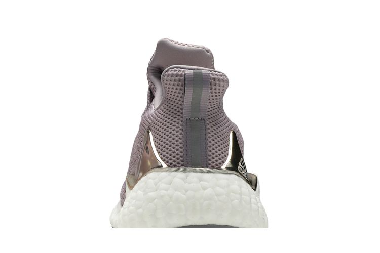 adidas gazelle silver green womens ADIDAS ULTRA BOOST ORIGINAL USA IMPORTED (Original USA Imported)  Lunda  Bazar Online