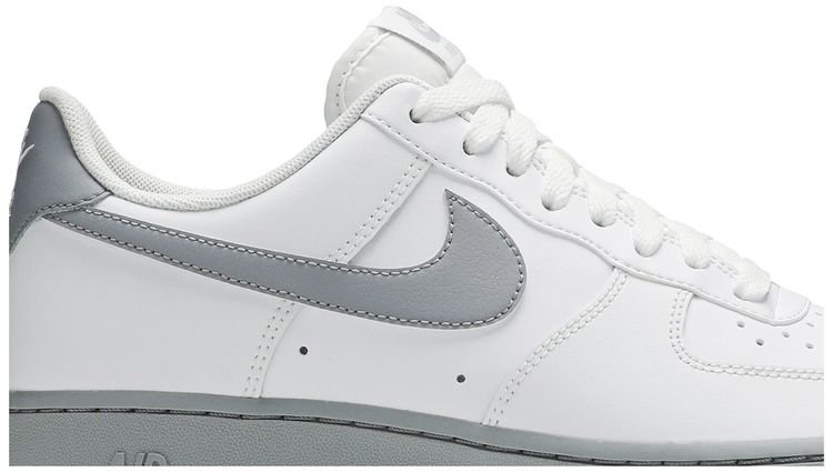 Nike Air Force 1 07 White Grey Sole