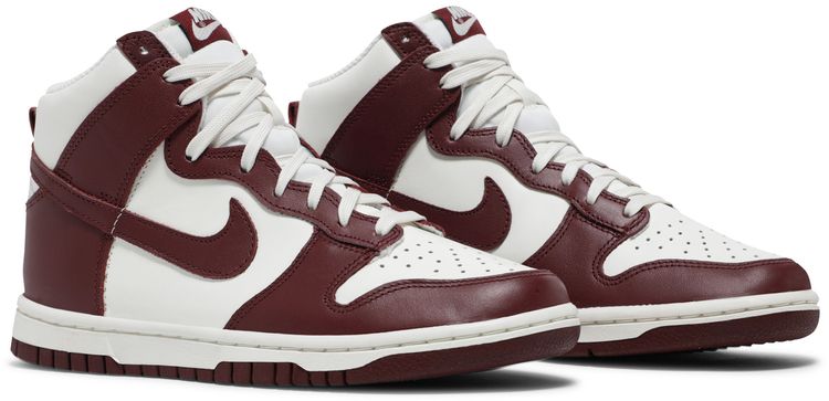 Nike Wmns Dunk High Team Red