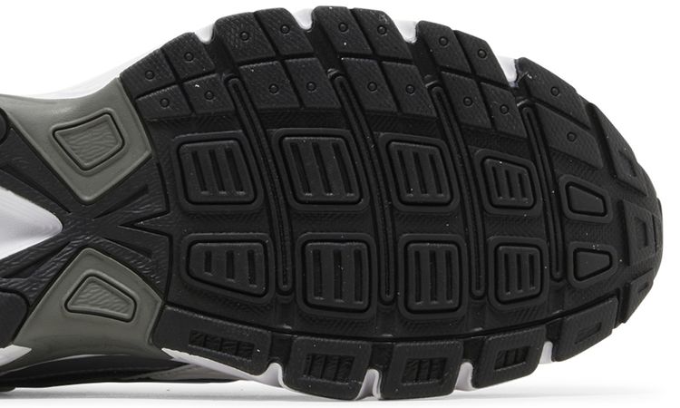 Nike Initiator Metallic Cool Grey