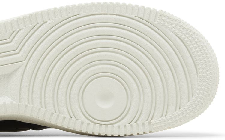 Nike Wmns Air Force 1 Low Metallic Platinum