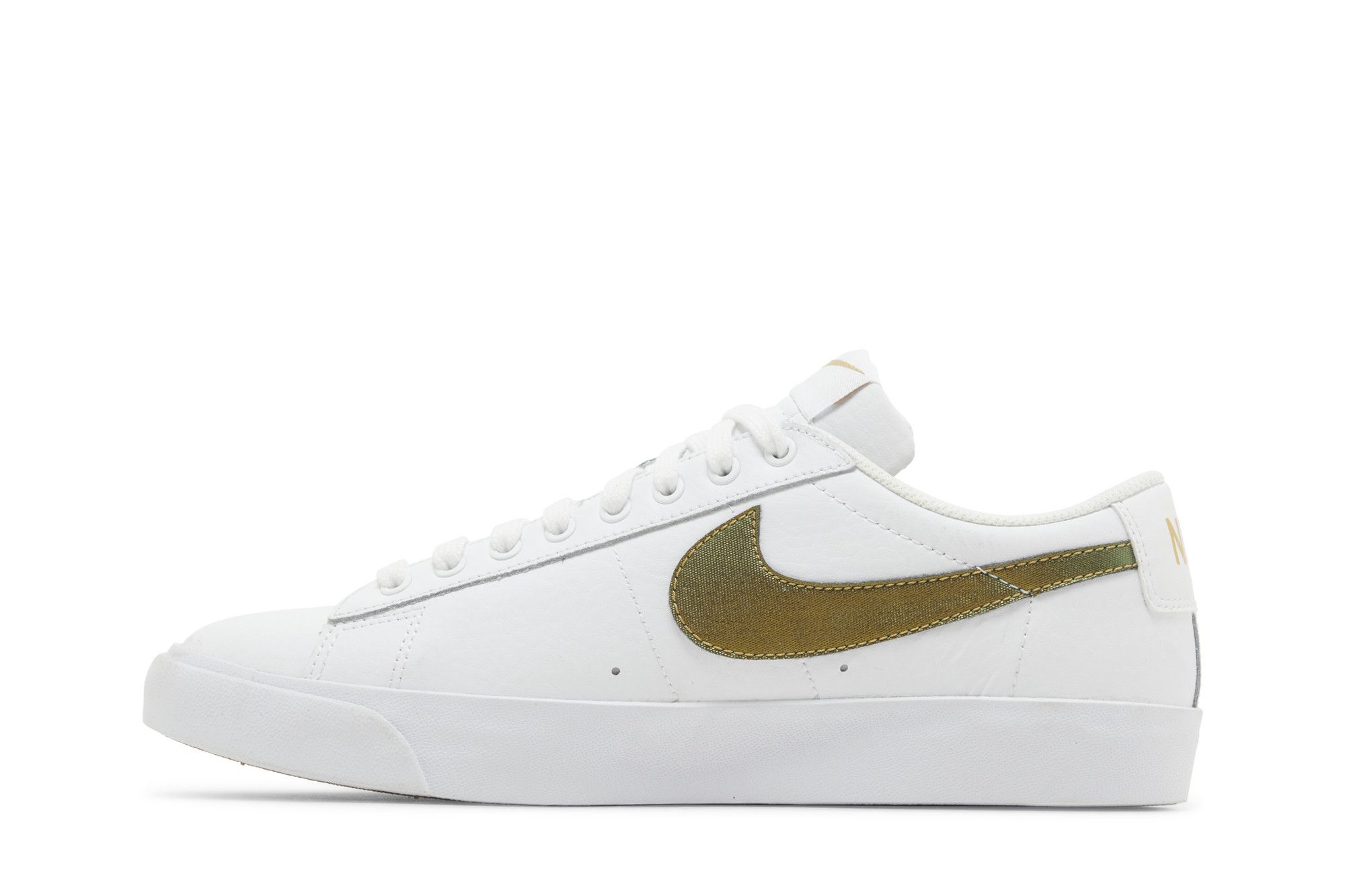 Nike blazer low premium outlet