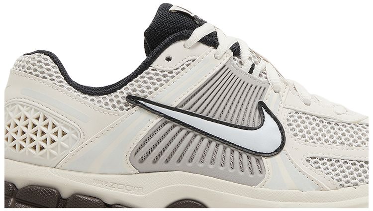 Wmns Air Zoom Vomero 5 Phantom