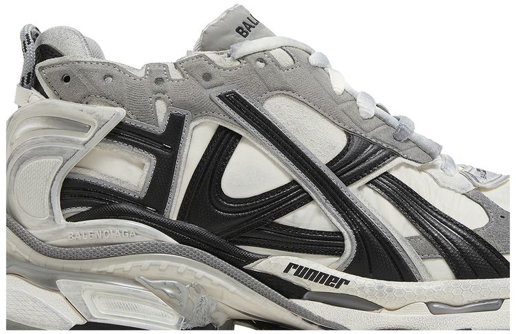 Balenciaga Runner Sneaker Worn Out   Grey White Black