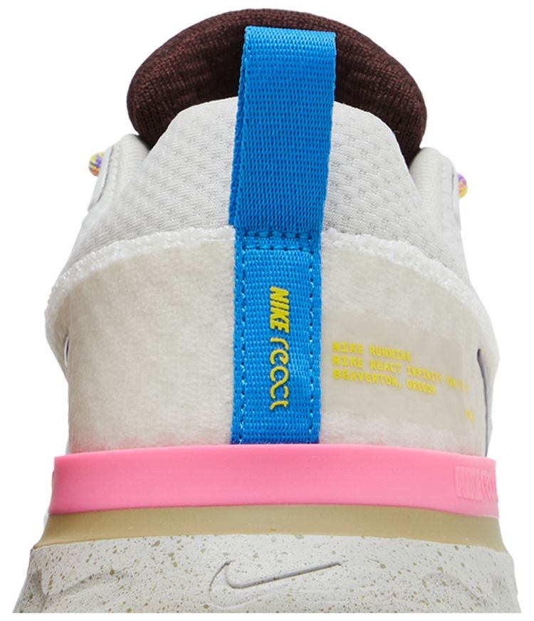 React Infinity Run Flyknit 3 Sail Pinksicle Earth