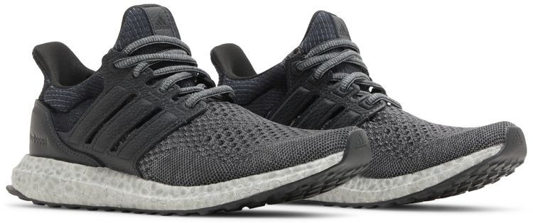 Adidas Wmns UltraBoost 10 Carbon Overdye