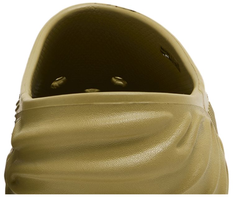 Salehe Bembury x Saru Clog Pesto