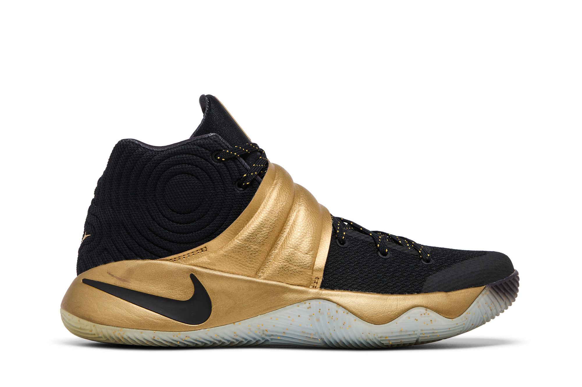 Buy Kyrie 2 Four Wins Game 7 Fifty Two Years 914678 007 GOAT NL
