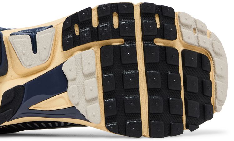 Nike Air Zoom Vomero 5 Since 72