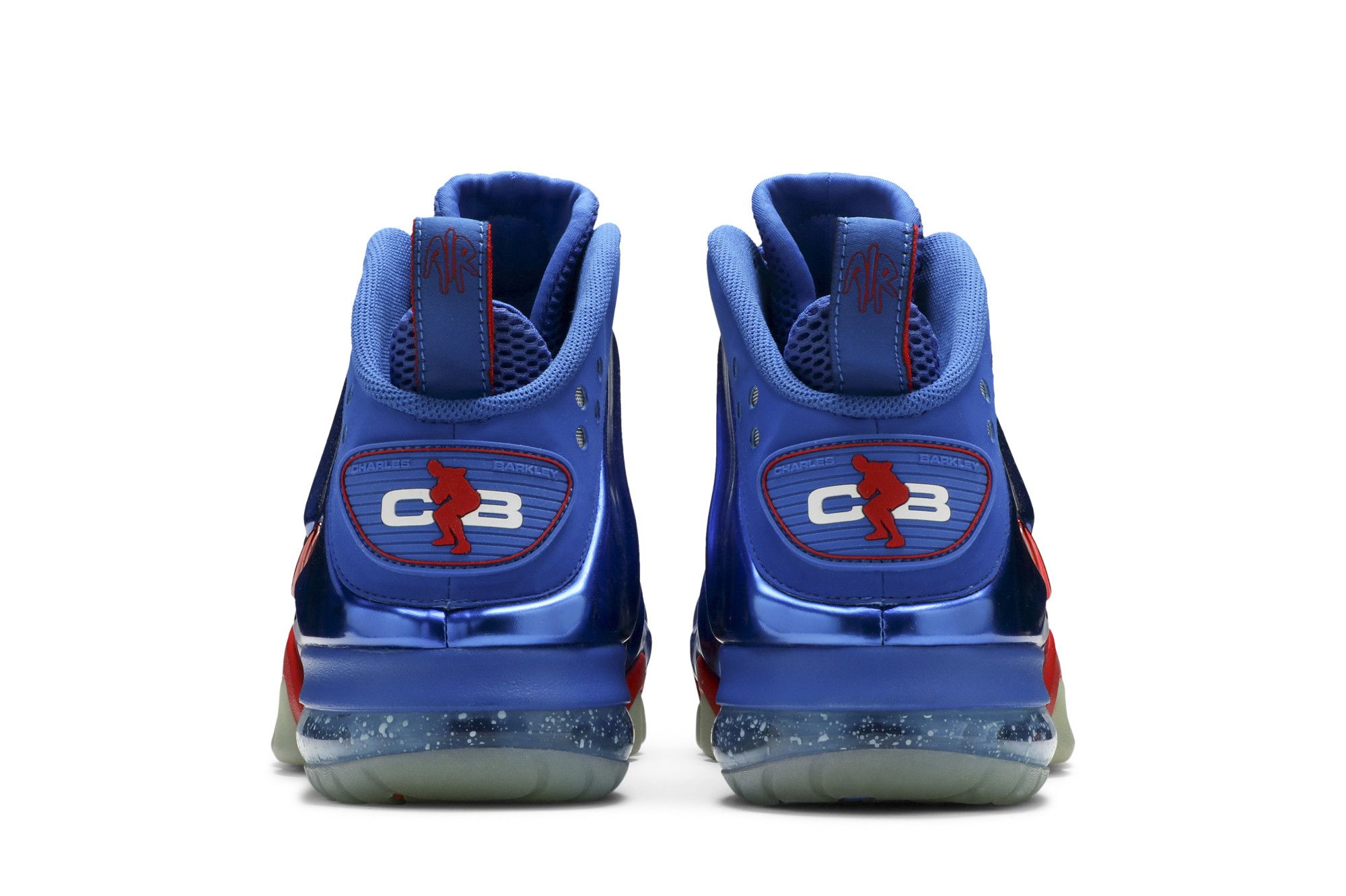 Barkley posite max 76ers store