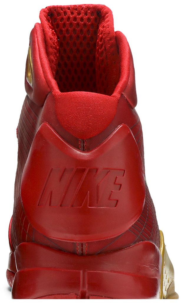 Nike Hyperdunk Supreme China