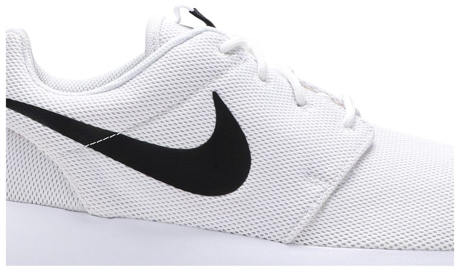womens white roshe one