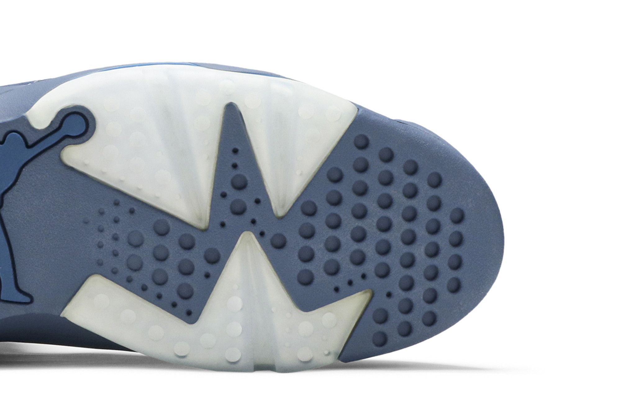 Jordan 6 diffused blue release date hot sale