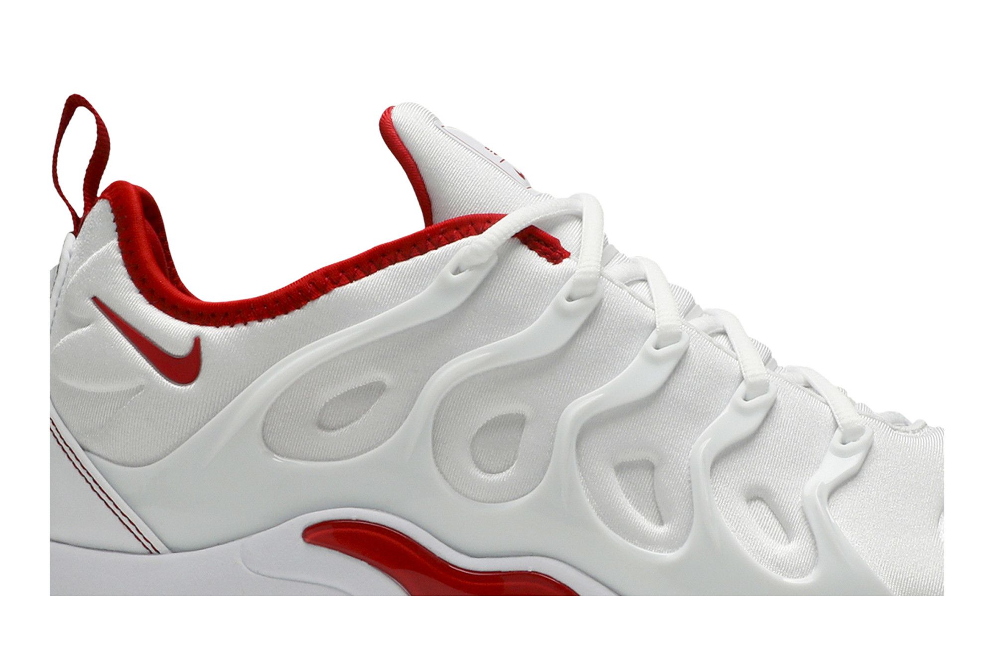 Vapormax plus red and white top