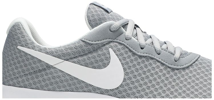 Nike Wmns Tanjun Wolf Grey