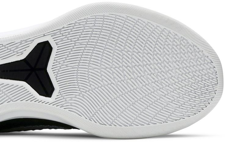 Nike Kobe AD Mid Black