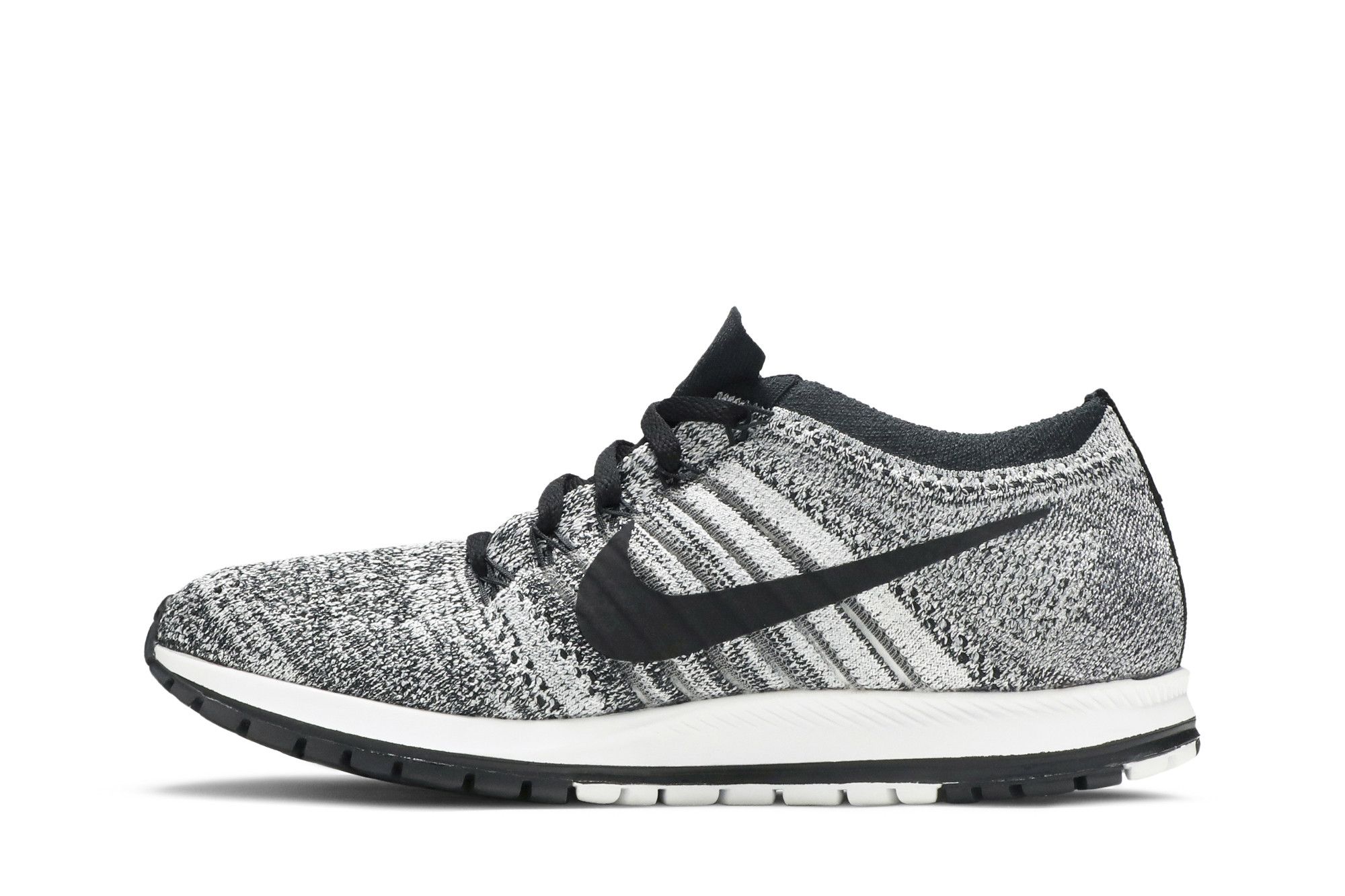 Nike flyknit streak oreo outlet