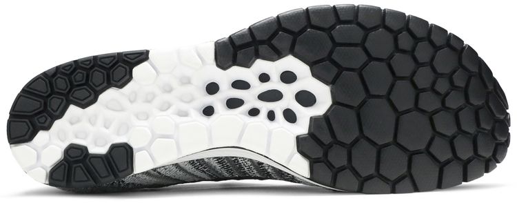 Nike Zoom Flyknit Streak Oreo