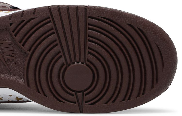 Supreme x Nike Dunk Low OG SB QS Barkroot Brown