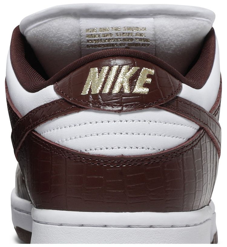 Supreme x Nike Dunk Low OG SB QS Barkroot Brown