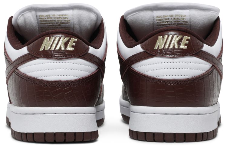 Supreme x Nike Dunk Low OG SB QS Barkroot Brown