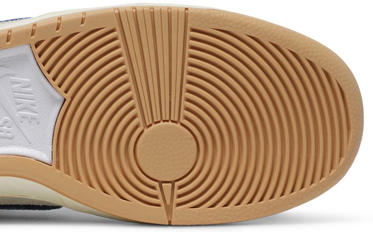 Carpet Company x Nike Dunk High SB