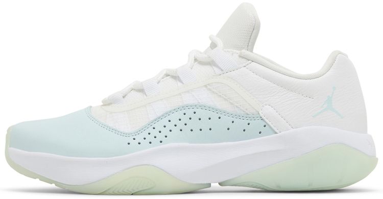 Wmns Air Jordan 11 CMFT Low Igloo