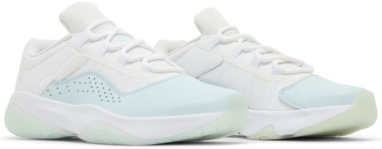 Wmns Air Jordan 11 CMFT Low Igloo