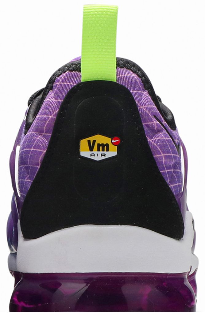 Nike Wmns Air VaporMax Plus Hyper Violet
