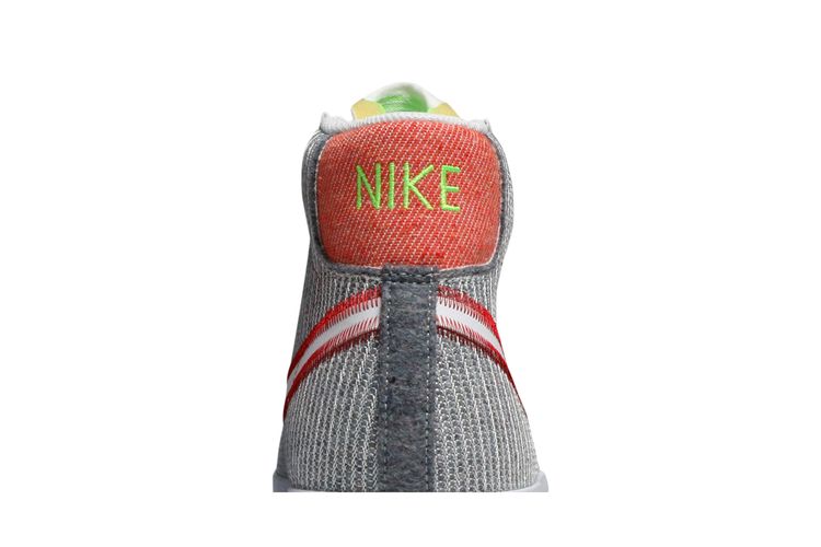 Buy Nike Blazer Mid  display picture 2