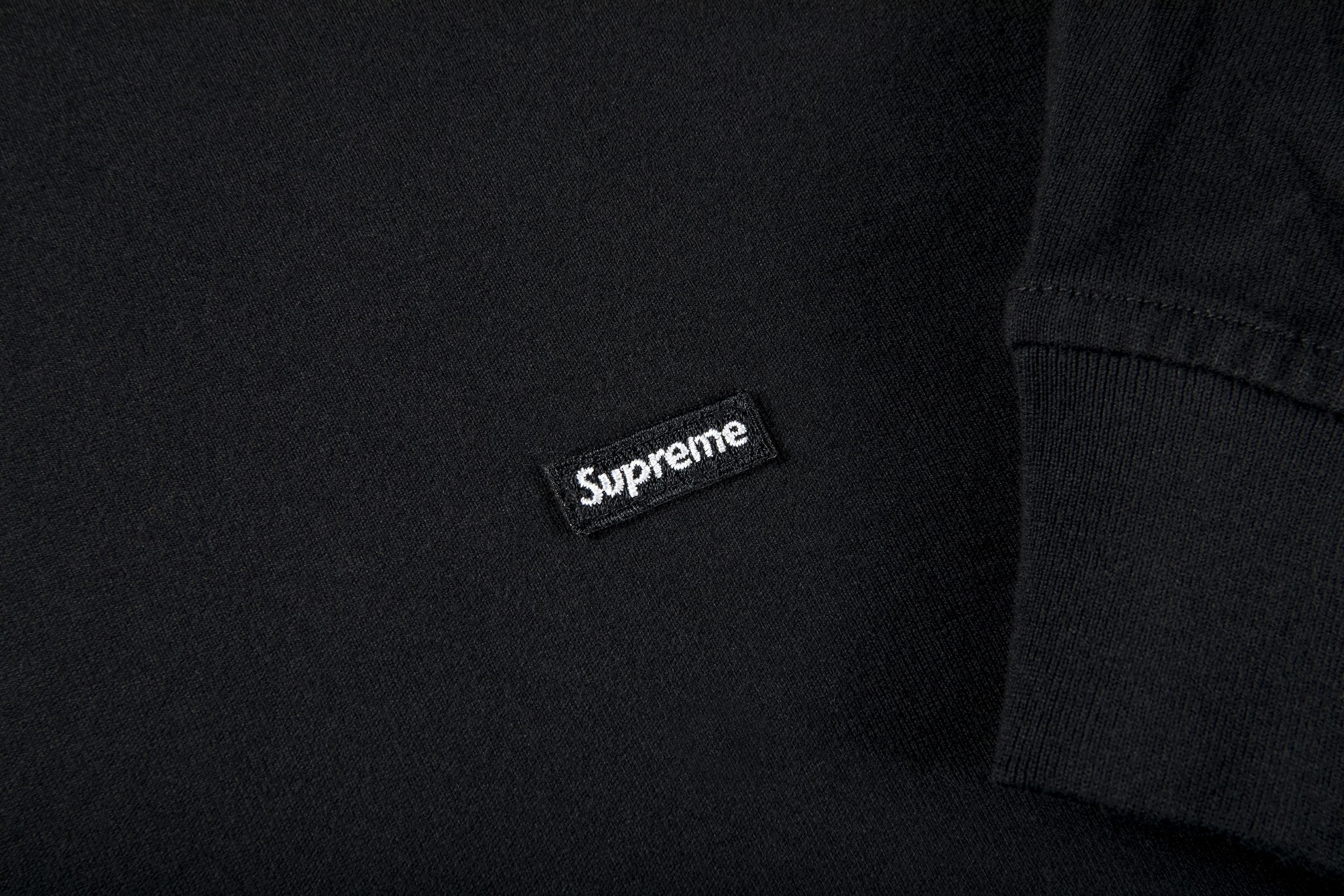 Supreme ブラック small box ロゴ Supreme Black Mini Box Logo Sticker 100% Authentic FW23 Season | eBay